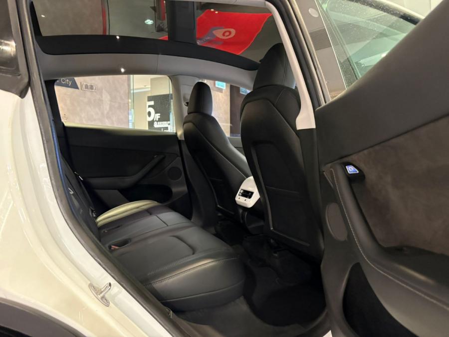 Model Y Lond Range - Image 5